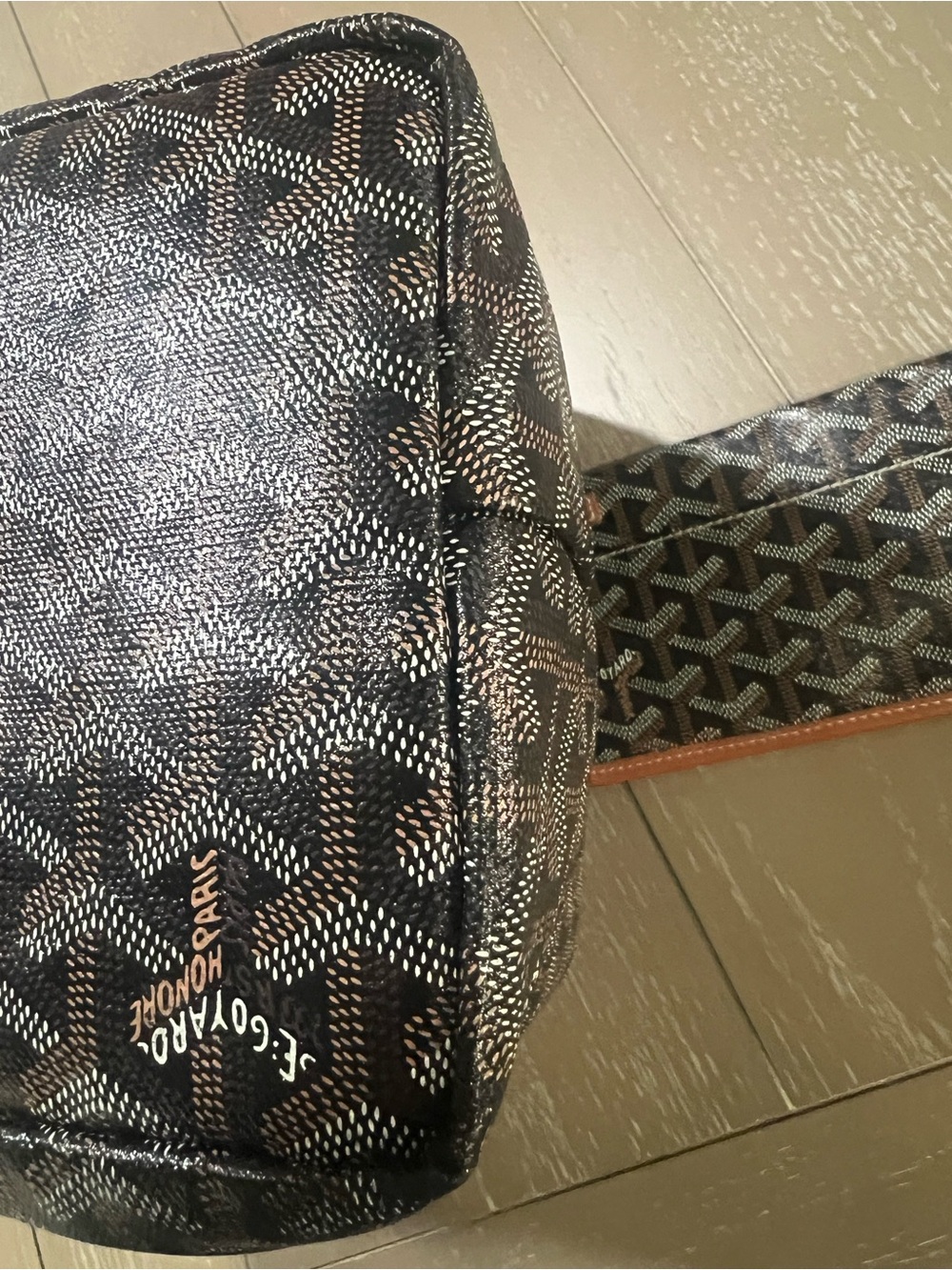 Goyard Black and Brown PM Tote with Leather Trim and Matching Pouch - Picture 3 of 13